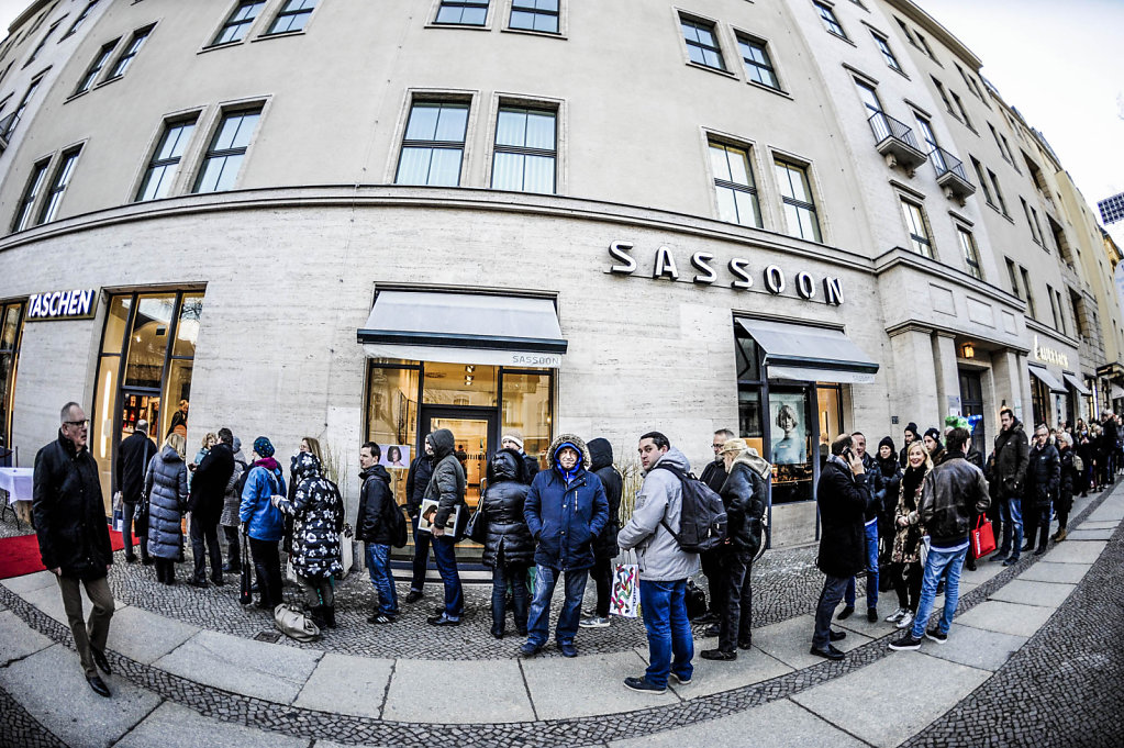 Christo bei Taschen